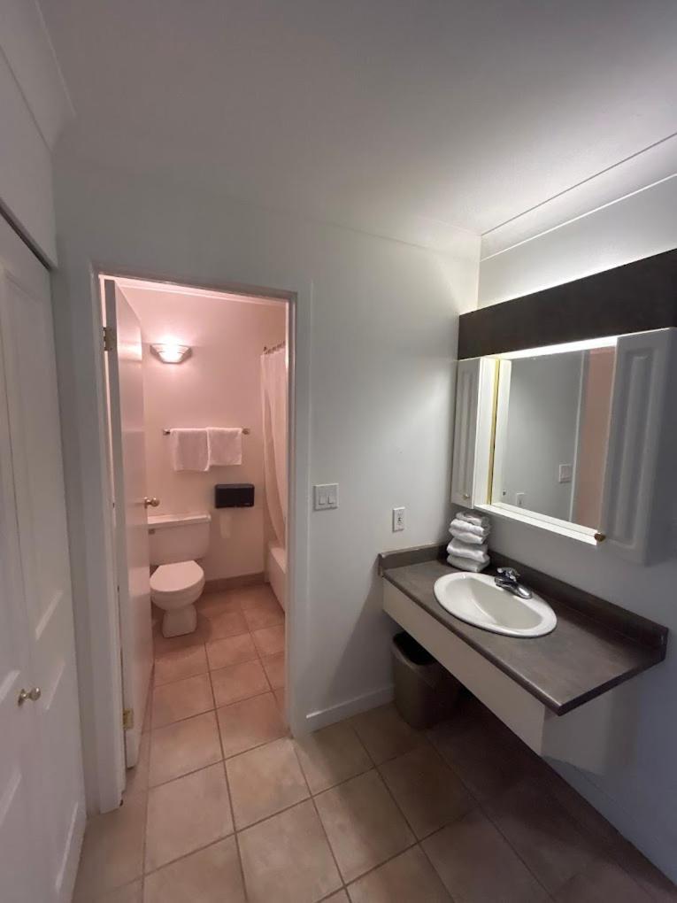Lillooet Hotel Victoria מראה חיצוני תמונה