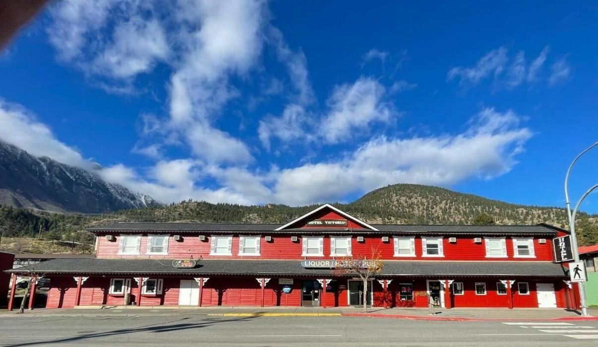 Lillooet Hotel Victoria מראה חיצוני תמונה